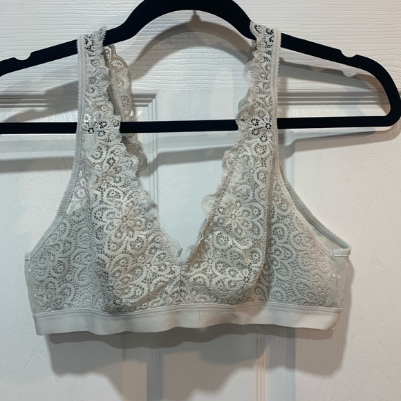 Aerie off-white bralette - Picture 1 of 3